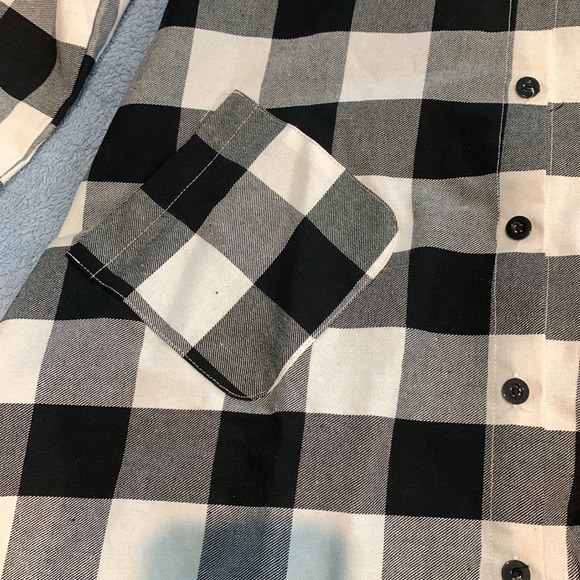 Long in the back short in the front flannel dress. Needs leggings under it. - Picture 2 of 3